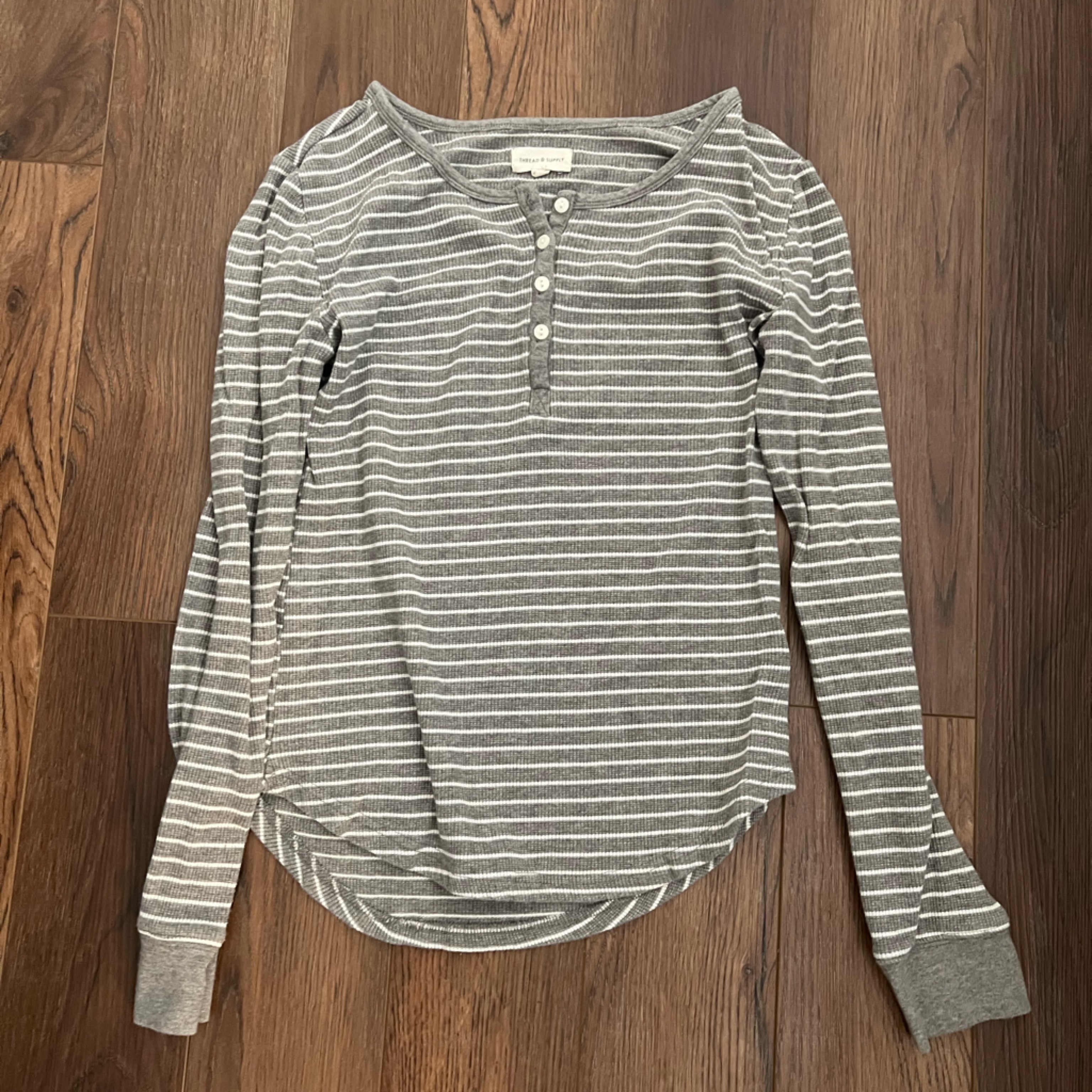 Thread & Supply Top